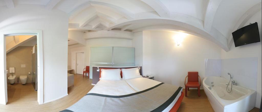 Hotel Bavaria เลวิโกแตร์เม ภายนอก รูปภาพ