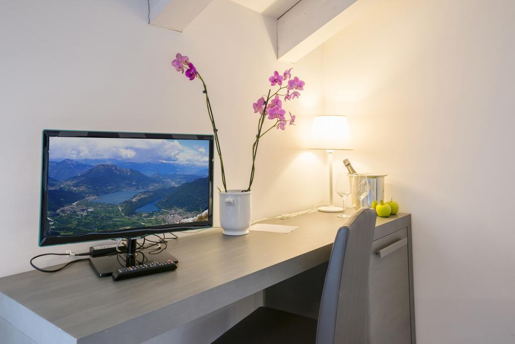 Hotel Bavaria เลวิโกแตร์เม ภายนอก รูปภาพ